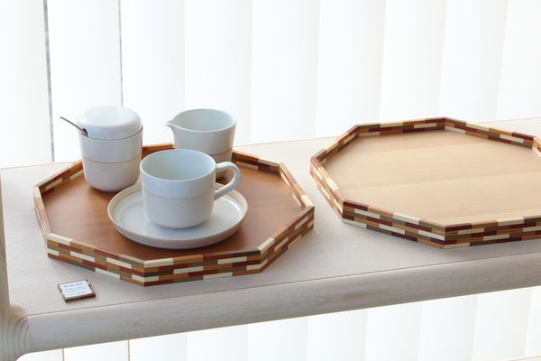 伝統工芸とモダンデザインが織りなす魅力:寄木縁八角盆