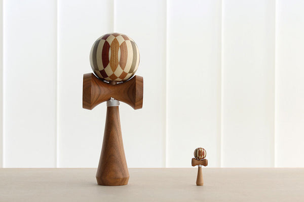 5色玉 豆けん玉、リアルサイズけん玉が登場