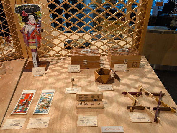 手神の69.1°、くみき、豆茶器など多様な木工芸品の展示