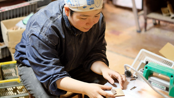 手神「樹計」「風計」作り手の岩宮千尋さんの 製作の様子をご紹介します